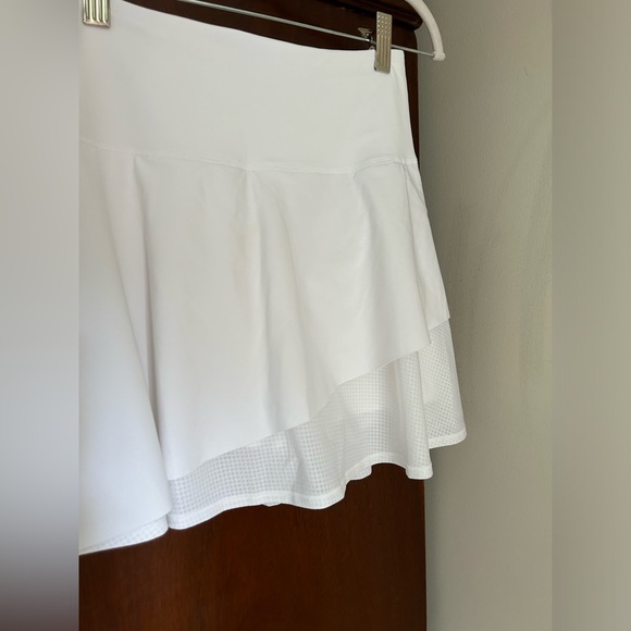 Athleta Ace Mesh Skort xs NWOT - Picture 3 of 4